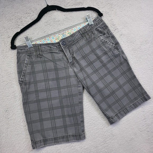 Y2K Billabong Shorts Junior 1 Gray Bermuda Low Rise Plaid Utility Skater‎ Grunge - Picture 1 of 10